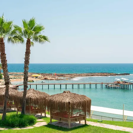 Resort Oz Incekum 5*