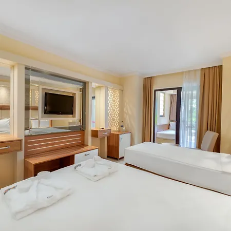 Resort Oz Incekum 5*