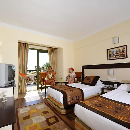 Oz Incekum منتجع 5*