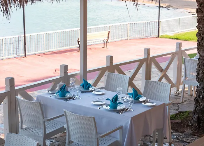 Oz Incekum אתר נופש