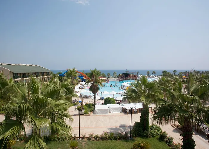 Oz Incekum אלאניה